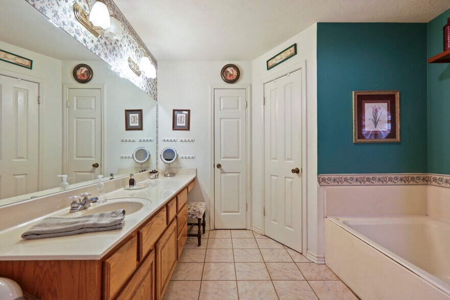 More Photos Of 46658 290 Bus., Hempstead Land For Sale