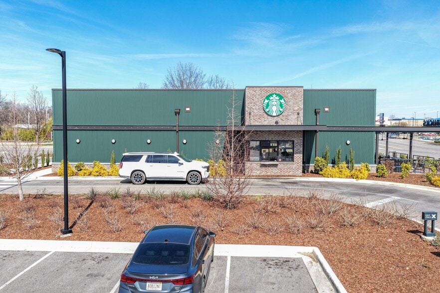 More Photos Of 1085 Mid City Dr NW, Huntsville Freestanding For Sale