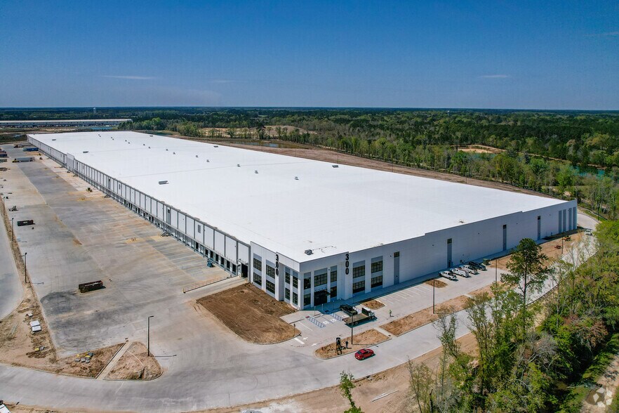 More Photos Of 300 Seabrook Pky, Pooler Warehouse For Lease