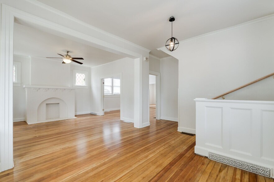 More Photos Of 1605 N Classen Dr, Oklahoma City Office Residential For Sale