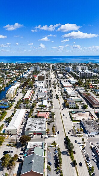 More Photos Of 2633 E Commercial Blvd, Fort Lauderdale Storefront For Lease