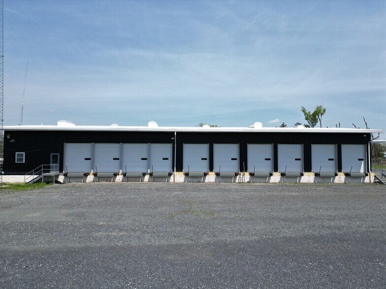More Photos Of 622 Old Reading Pike, Stowe Truck Terminal For Lease