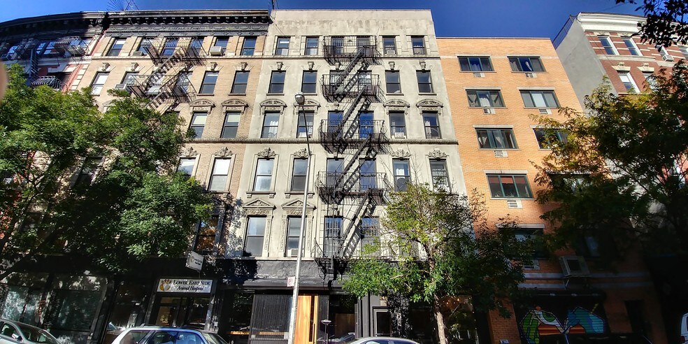 More Photos Of 245 Eldridge St, New York Apartments For Lease