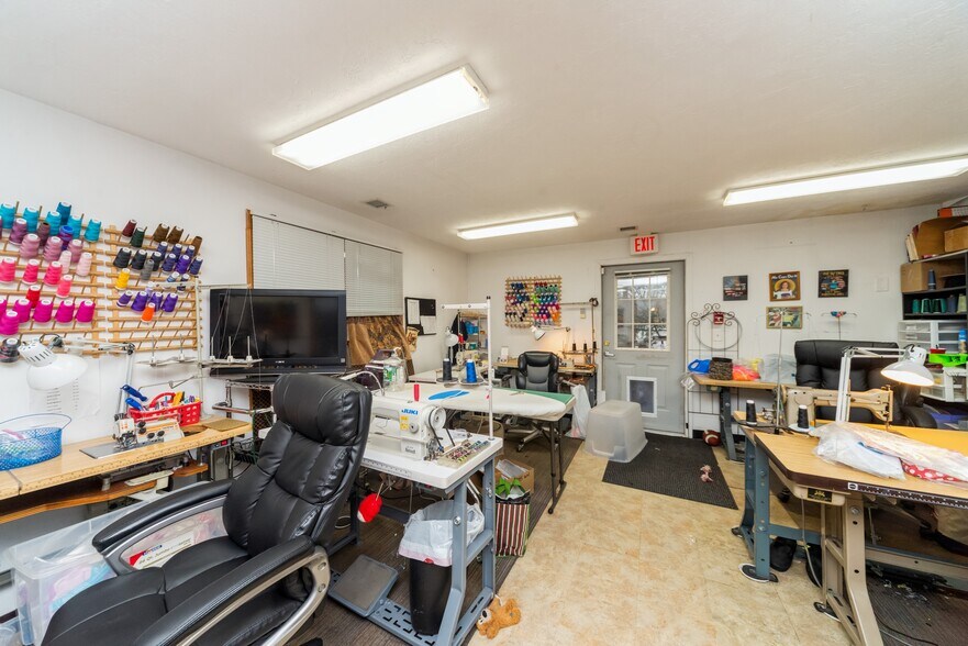 More Photos Of 205 Walnut St, Framingham Office Residential For Sale