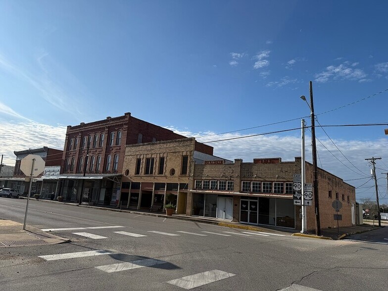 More Photos Of 107 E Main St, Eagle Lake Specialty For Sale