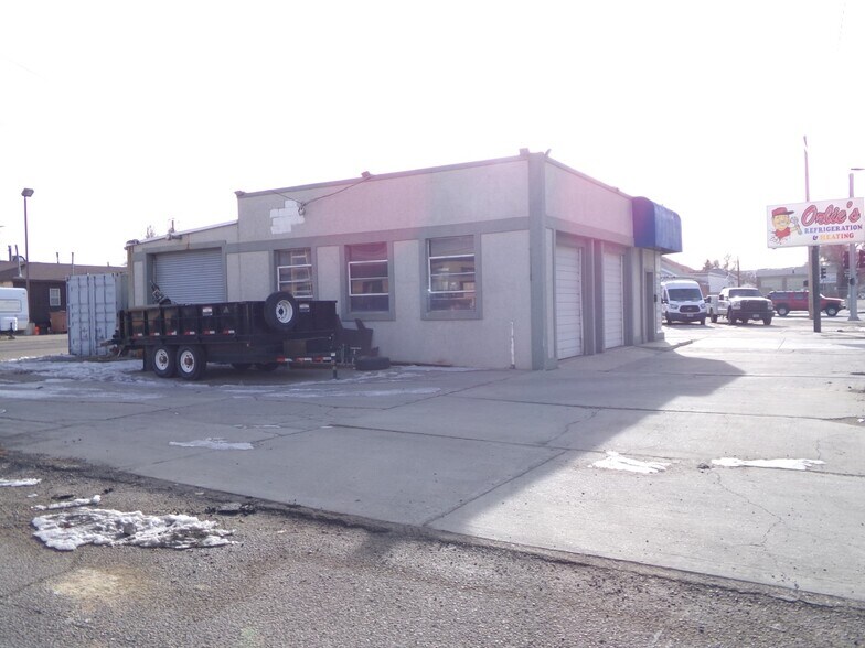 More Photos Of 99 Center St, Rock Springs Storefront For Sale