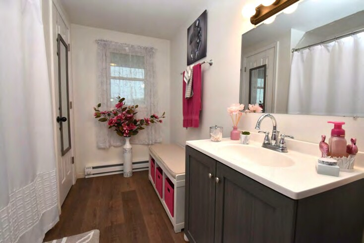 More Photos Of 517 E Monroe St, Metamora Multifamily For Sale