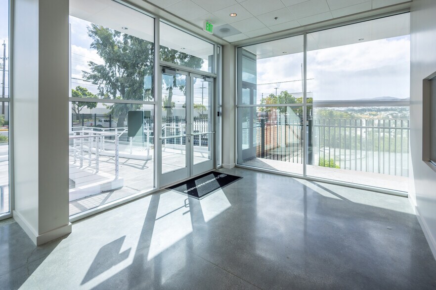 More Photos Of 18001 Main St, Carson Manufacturing For Lease