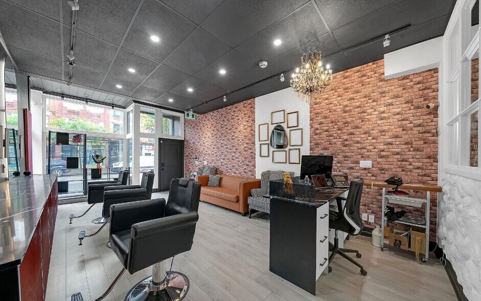 More Photos Of 398 King St E, Toronto Storefront Retail Residential For Sale