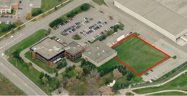 More Photos Of 1 Kenview Blvd, Brampton Office For Lease