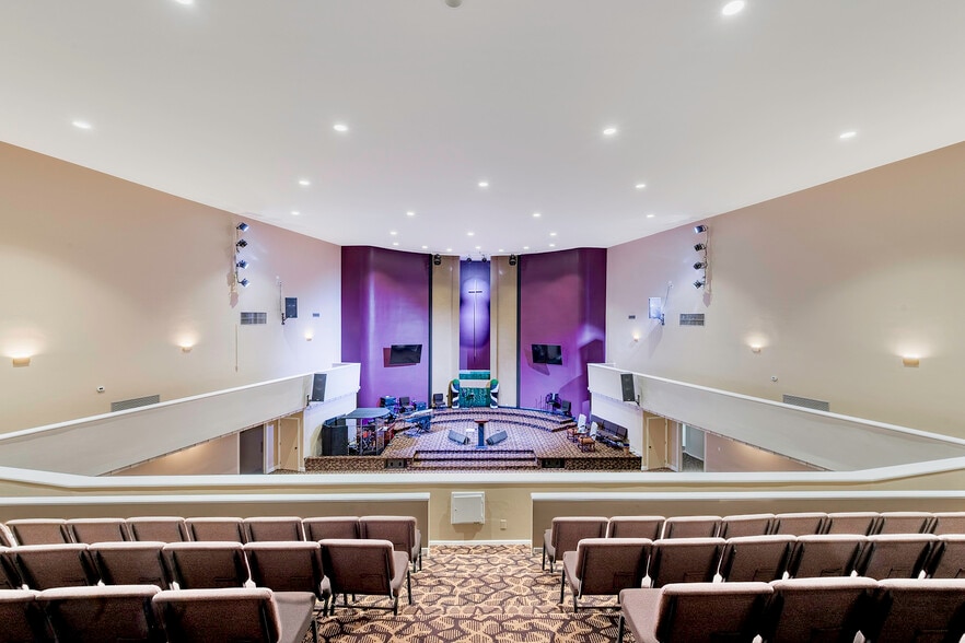 More Photos Of 3435 San Anseline Ave, Long Beach Religious Facility For Sale