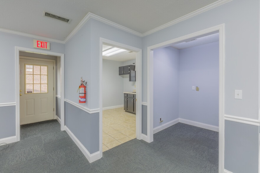 More Photos Of 1438 Battlefield Pky, Fort Oglethorpe Office For Sale