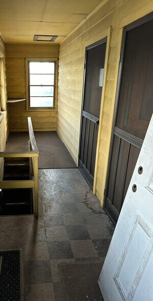 More Photos Of 5440 W Ridge Rd, Gary Light Distribution For Sale