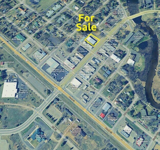 More Photos Of 309 Barclay Ave, Pine River Office For Sale