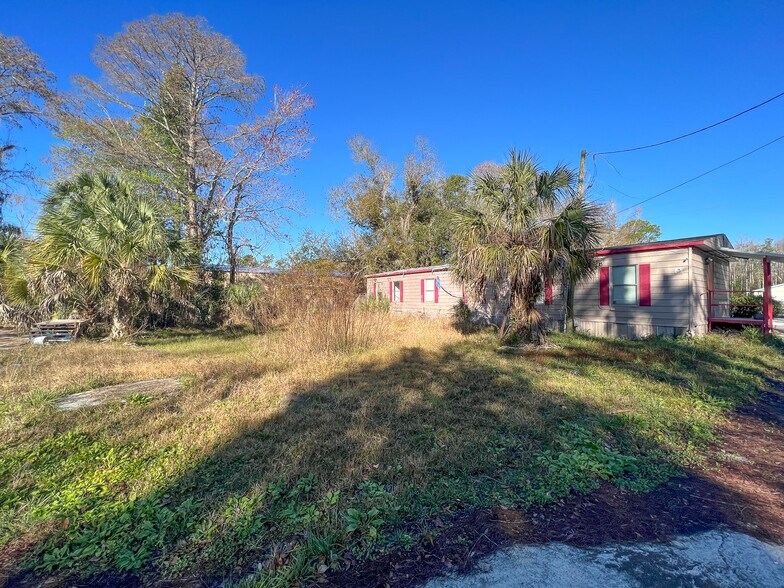 More Photos Of 8144 W Grover Cleveland Blvd, Homosassa Office For Sale