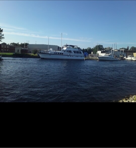 More Photos Of 800 S Washington Ave, Ludington Marina For Sale