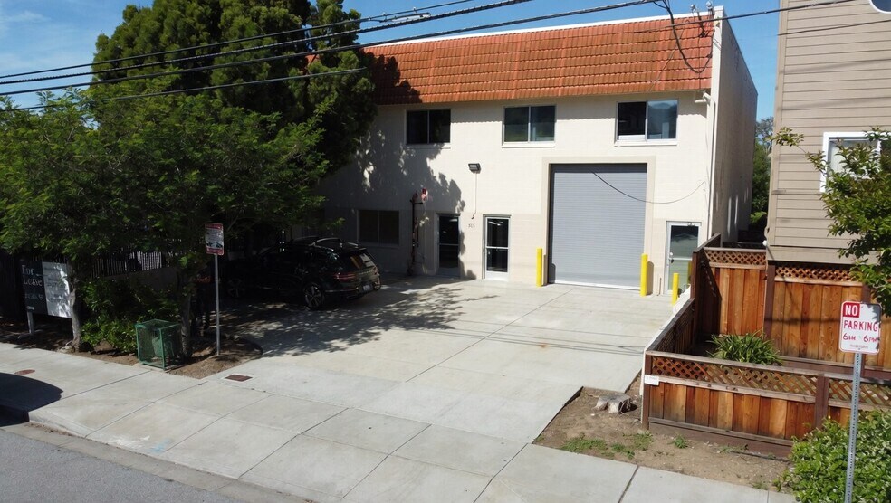 More Photos Of 305 Old County Rd, San Carlos Warehouse For Lease