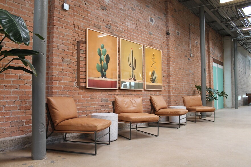 More Photos Of 4320 Main St, Dallas Loft Creative Space For Sale