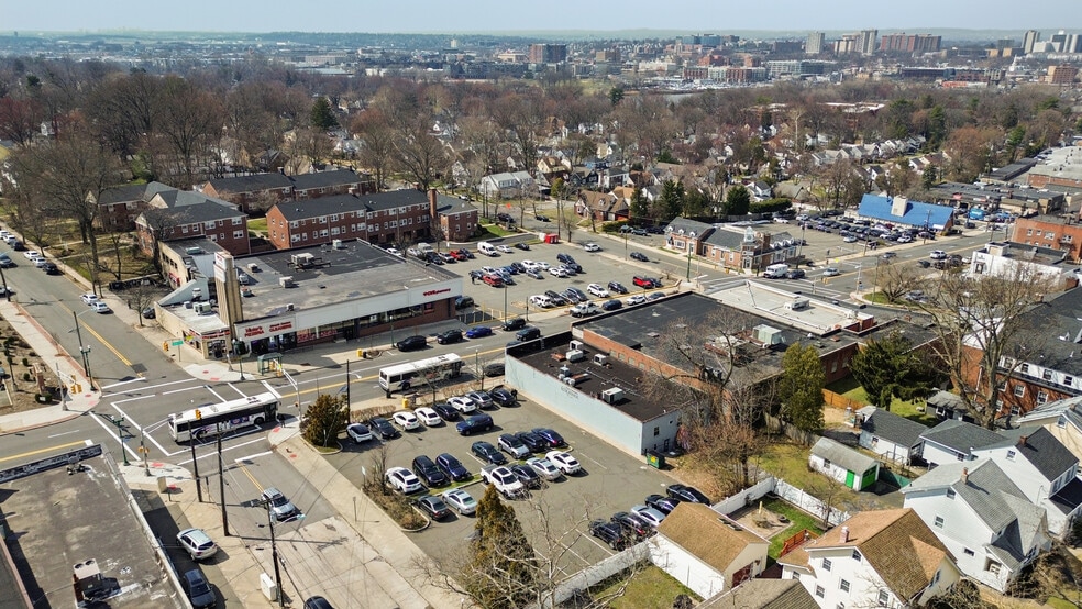 More Photos Of 545-553 Cedar Ln, Teaneck Office For Sale