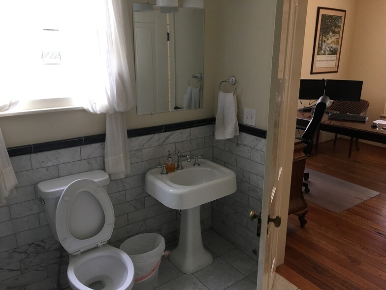 More Photos Of 407 Atlanta St SE, Marietta Office Residential For Sale