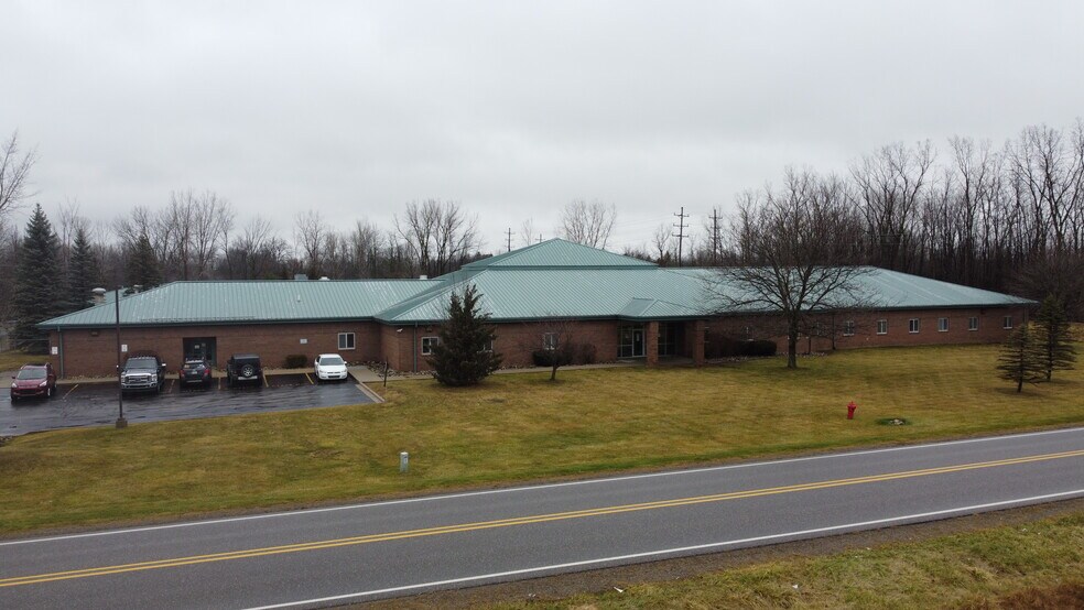 More Photos Of 1835 Treanor St, Saginaw Rehabilitation Center For Sale