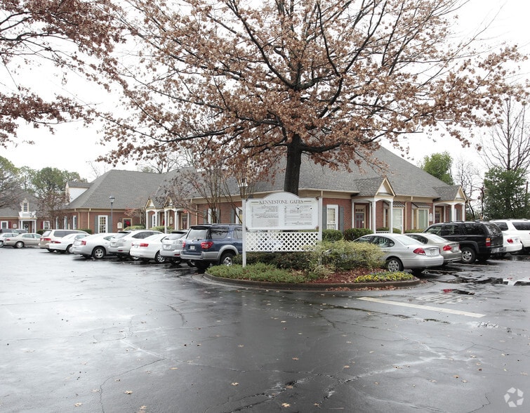 More Photos Of 130 Vann St, Marietta Office For Sale
