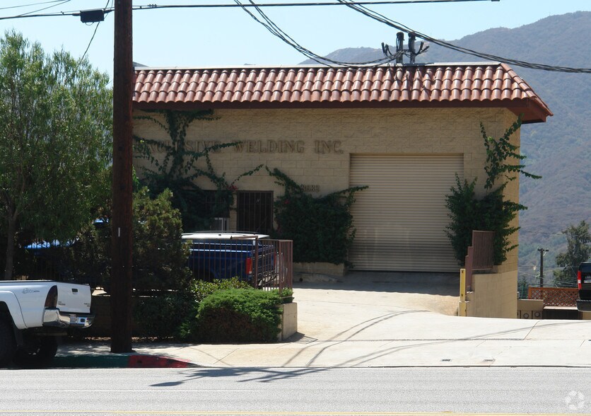 More Photos Of 3632 Foothill Blvd, La Crescenta Manufacturing For Sale