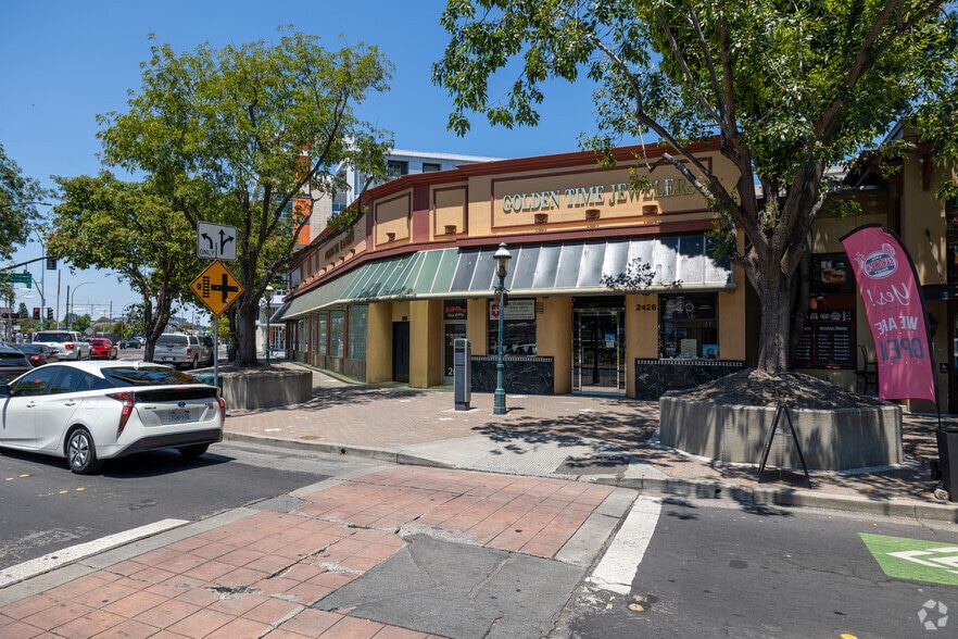 More Photos Of 208-220 Marshall St, Redwood City Storefront For Lease