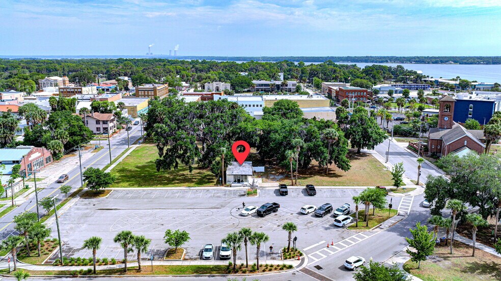 More Photos Of 203 Laurel St, Palatka Office For Sale