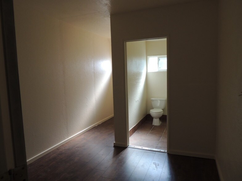 More Photos Of 21720 S State Highway 29, Middletown Storefront Retail Office For Sale