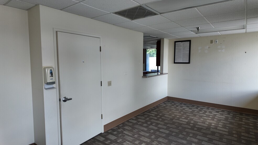 More Photos Of 1142 Rose Ave, Selma Medical For Sale