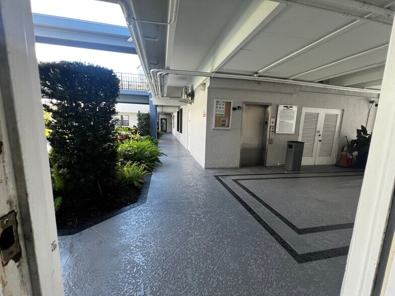 More Photos Of 13500 SW 88th St, Miami Medical For Sale
