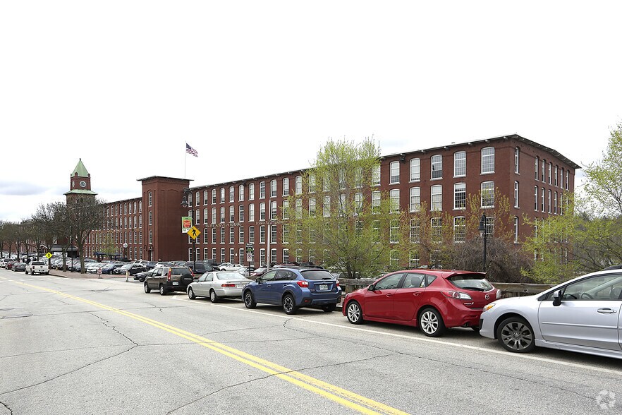 More Photos Of 670 N Commercial St, Manchester Apartments For Lease