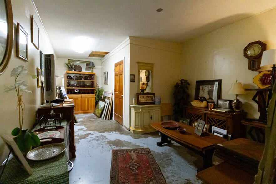 More Photos Of 512 Tift Ave S, Tifton Freestanding For Sale