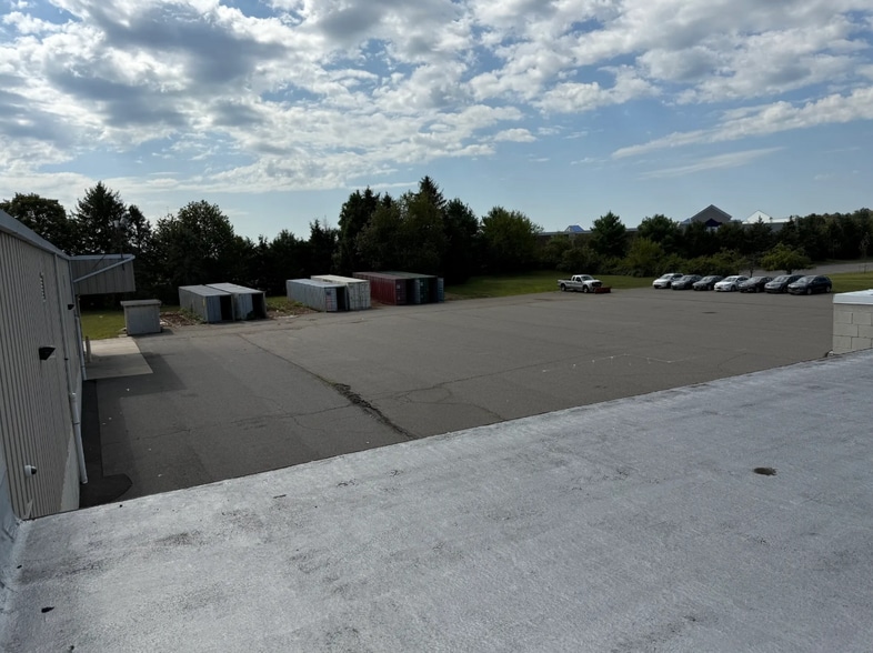 More Photos Of 8 Minneakoning Rd, Flemington Warehouse For Sale