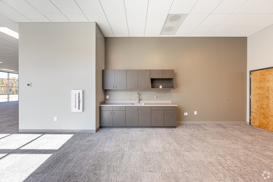 More Photos Of 11084 Lewis Braselton Blvd, Braselton Industrial For Sale