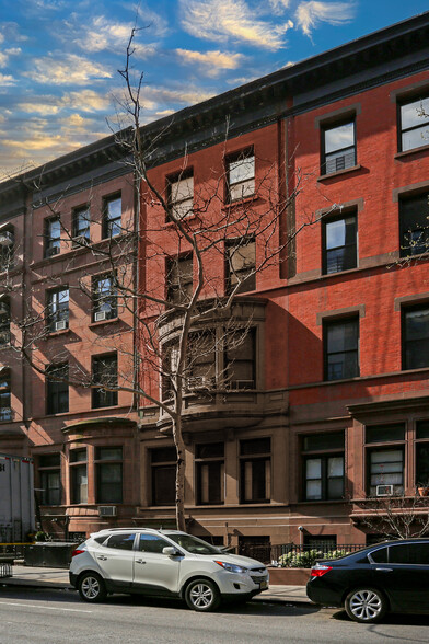 Primary Photo Of 54 W 71st St, New York Apartments For Sale