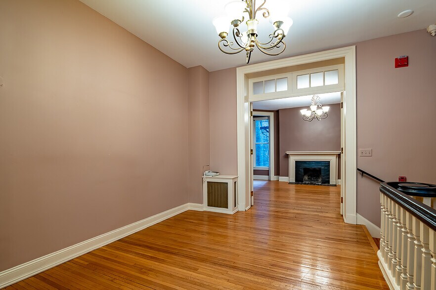 More Photos Of 1715 N St NW, Washington Office For Lease