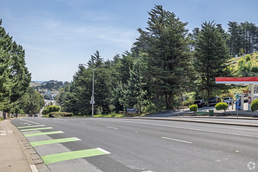 More Photos Of 239 Serramonte Blvd, Daly City Land For Sale