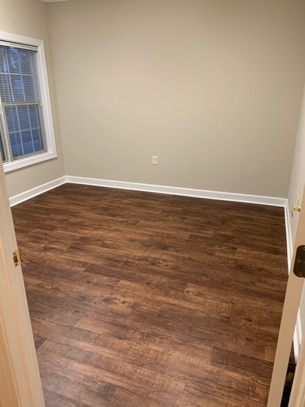 More Photos Of 6030 Bethelview Rd, Cumming Medical For Lease