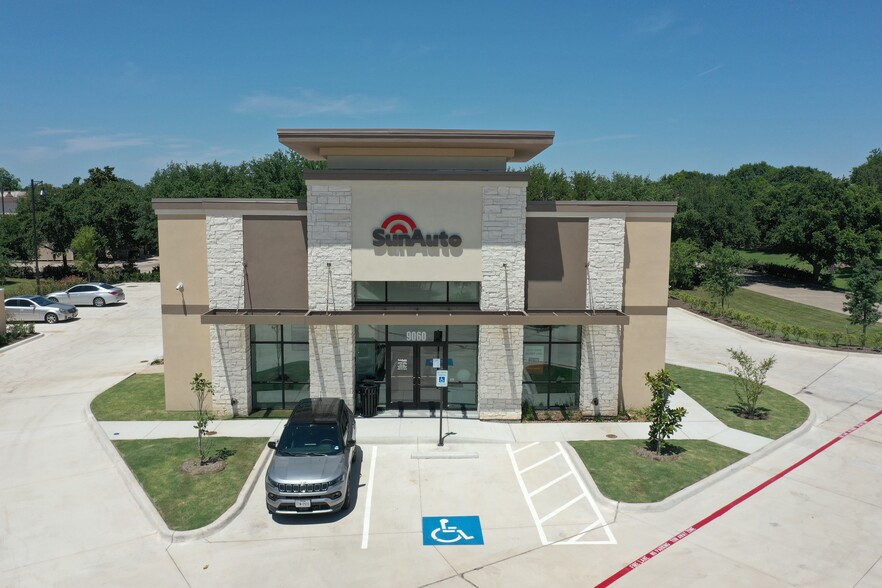 Primary Photo Of 9060 Hwy 6, Missouri City Auto Repair For Sale