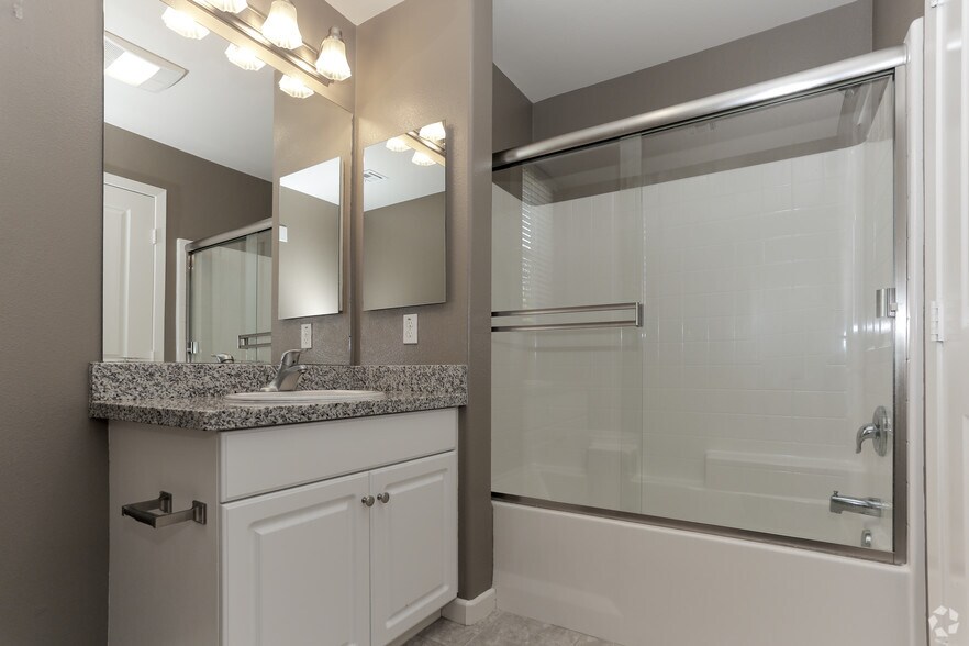 More Photos Of 2855 Foothill Blvd, La Verne Apartments For Lease
