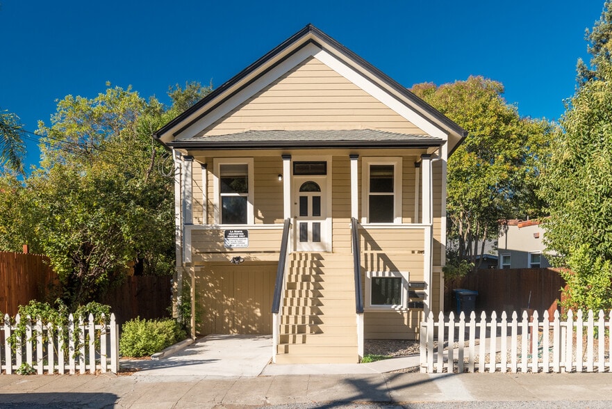 More Photos Of 811 Davis St, Santa Rosa Apartments For Sale