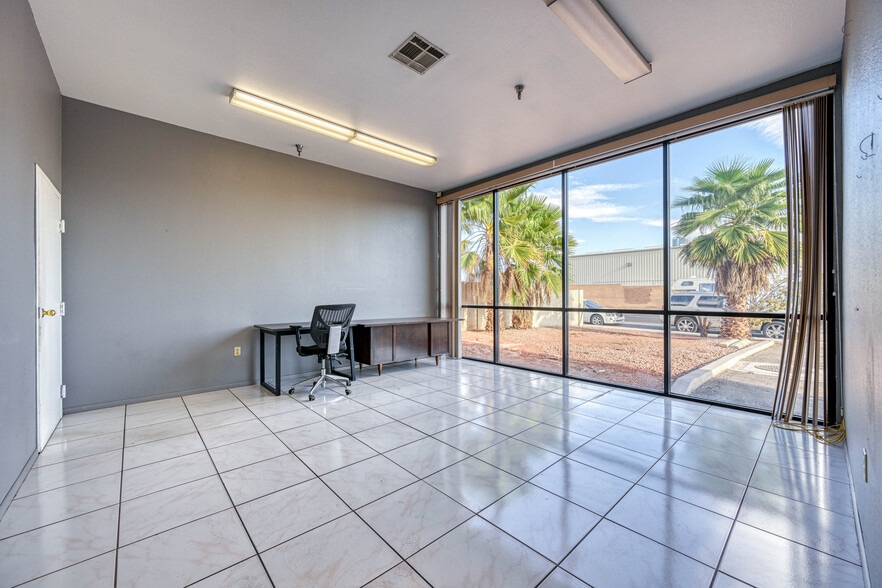 More Photos Of 4185 W Tompkins Ave, Las Vegas Auto Repair For Sale
