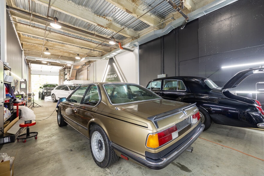 More Photos Of 100 Ferncroft Rd, Danvers Manufacturing For Lease