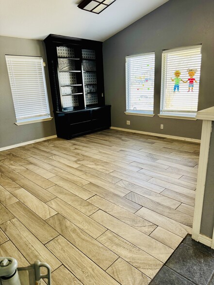 More Photos Of 13290 S 80th East Ave, Bixby Unknown For Lease