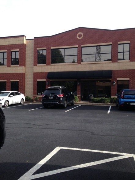 More Photos Of 1880 W Oak Pky, Marietta Loft Creative Space For Lease