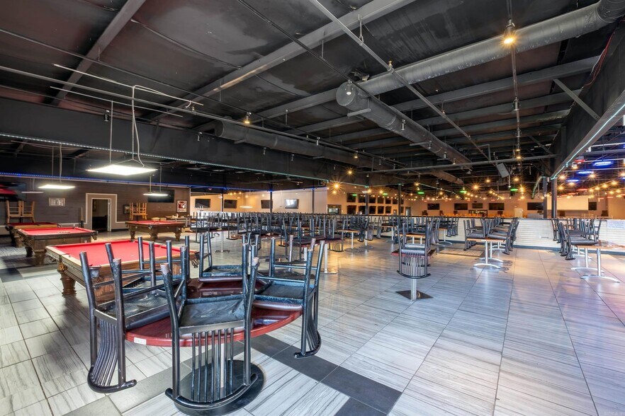 More Photos Of 8624 I 30, Little Rock Restaurant For Sale