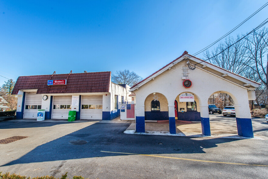 Primary Photo Of 209 S Maple Ave, Ridgewood Auto Repair For Sale