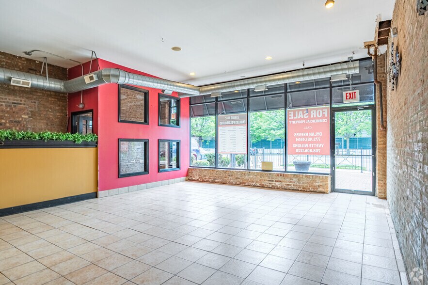 More Photos Of 5431-5433 S Wabash Ave, Chicago Restaurant For Sale